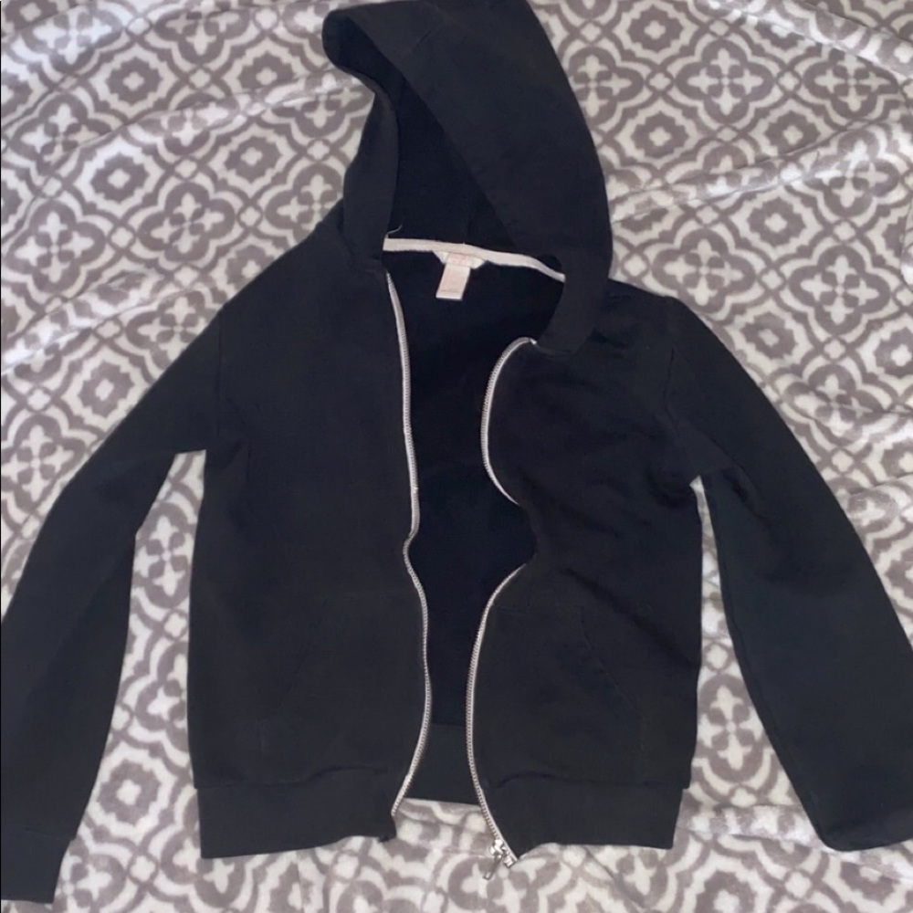 Black cropped Zip up